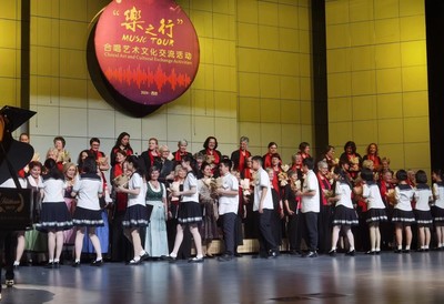 以美为媒 其“乐”融融——“乐之行”合唱艺术文化交流活动圆满举办